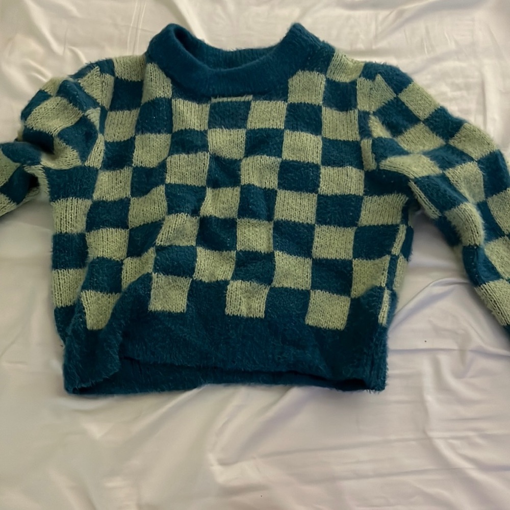 L a hearts checkered green sweater